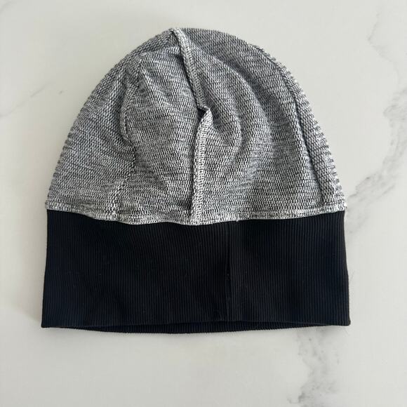 Lululemon Run With Me Hat - Picture 4 of 6